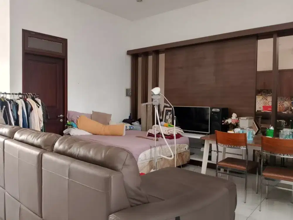 Rumah Bagus Siap Huni Dalam Komplek Antapani Bandung
