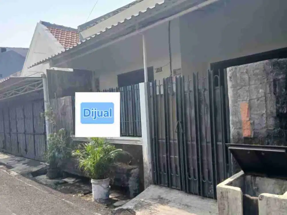 Dijual rumah lingkungan Nyaman Duren Sawit Jakarta Timur