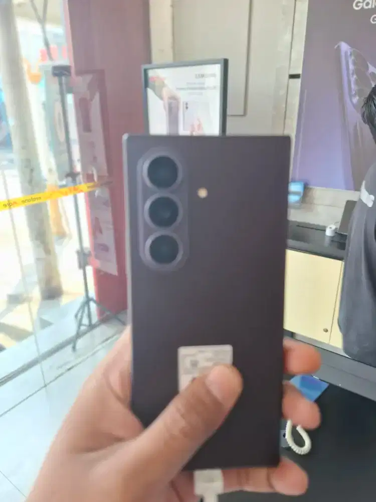 PRE ORDER SAMSUNG GALAXY FOLD 7