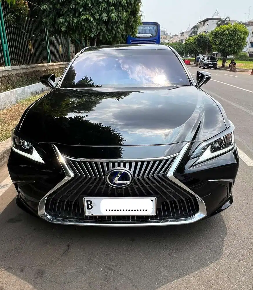 Lexus ES300h 2019 Hybrid