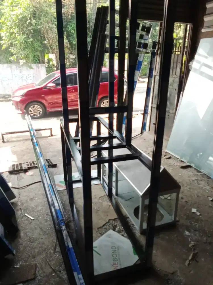 JASA BENGKEL LAS DAN BAJA RINGAN
