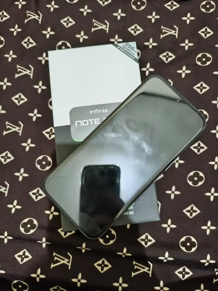 Dijual hp infinix Note EDGE 8/256 5G