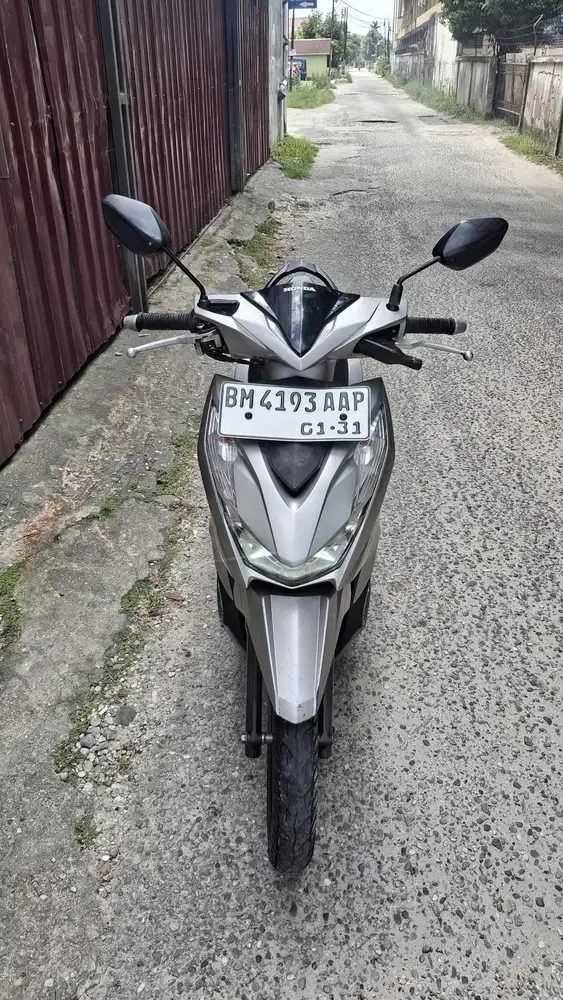 Dijual cepat Honda beat deluxe tahun 2021