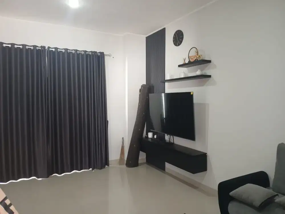 Jual Murah Rumah Bagus Nyaman 2 Lantai SHM di Buah Batu Square, Bandung