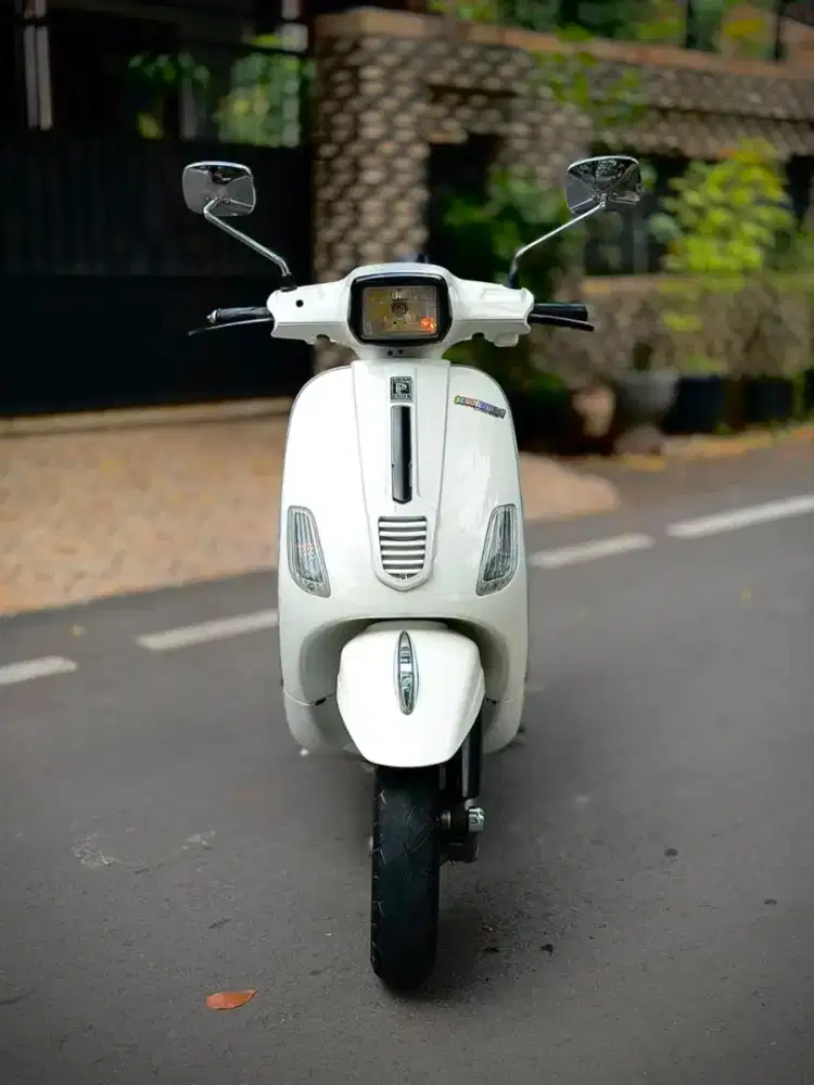 VESPA S 150 3V 2012 PUTIH - TERMURAH SEINDONESIA