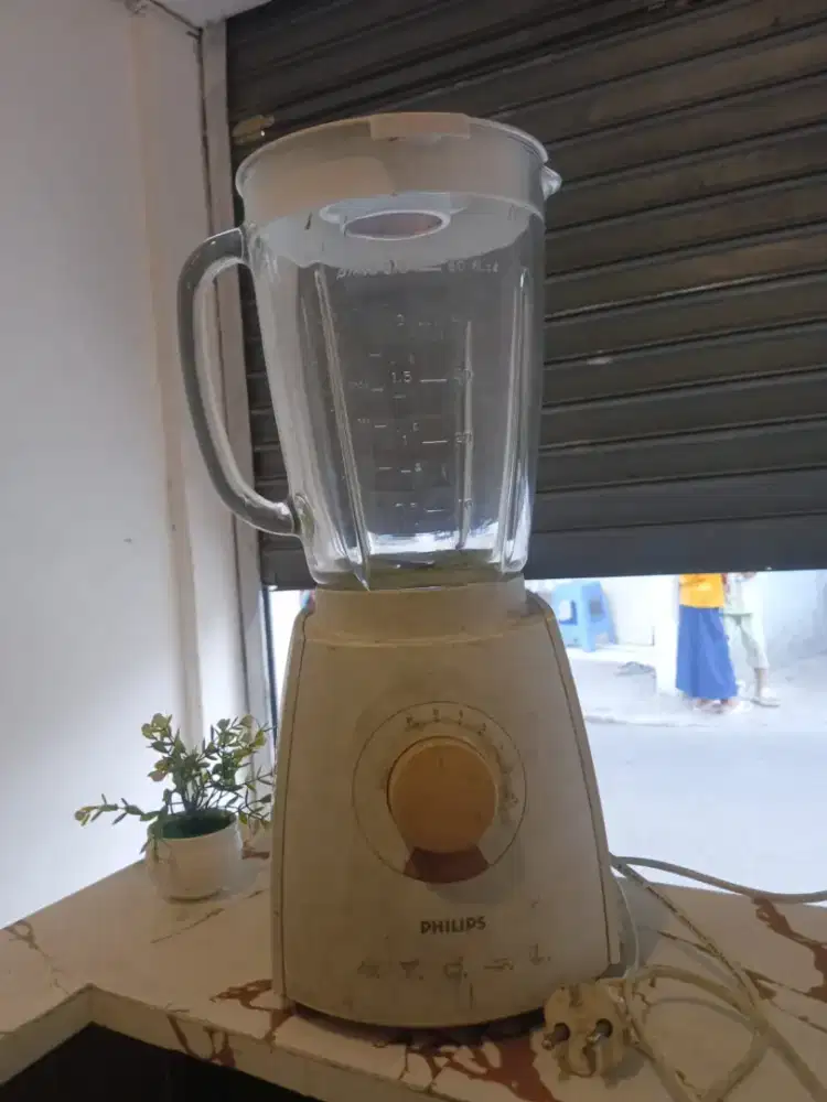 Blender Philips Bekas