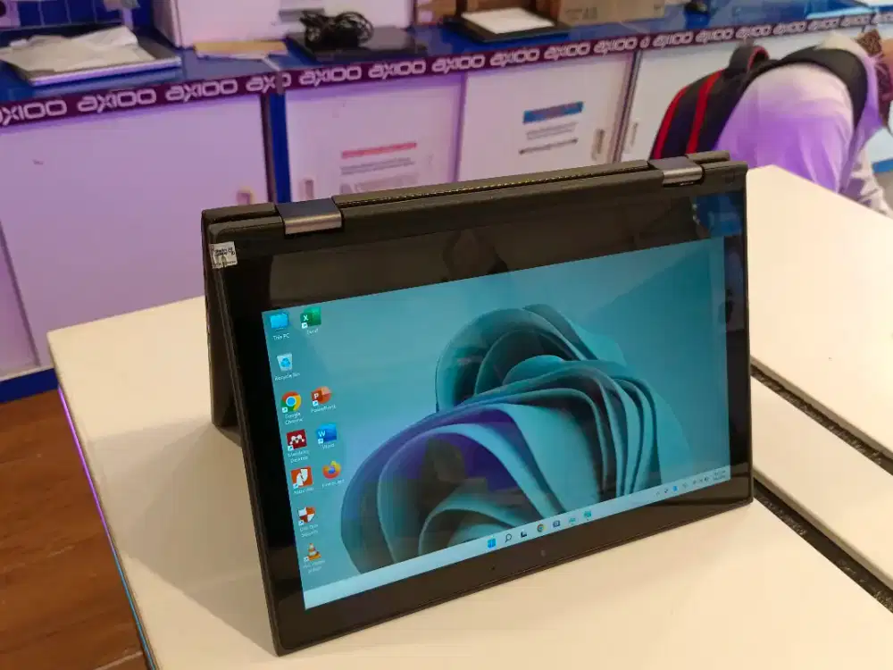 Lenovo Chromebook Intel Celeron N4020 Ram 4gb MMC 32gb USB 125gb TC
