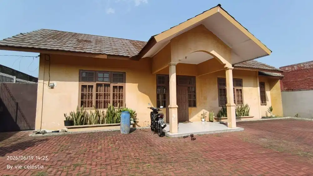 Disewakan Rumah Halaman Luas dekat Borma Cijerah Melong asih