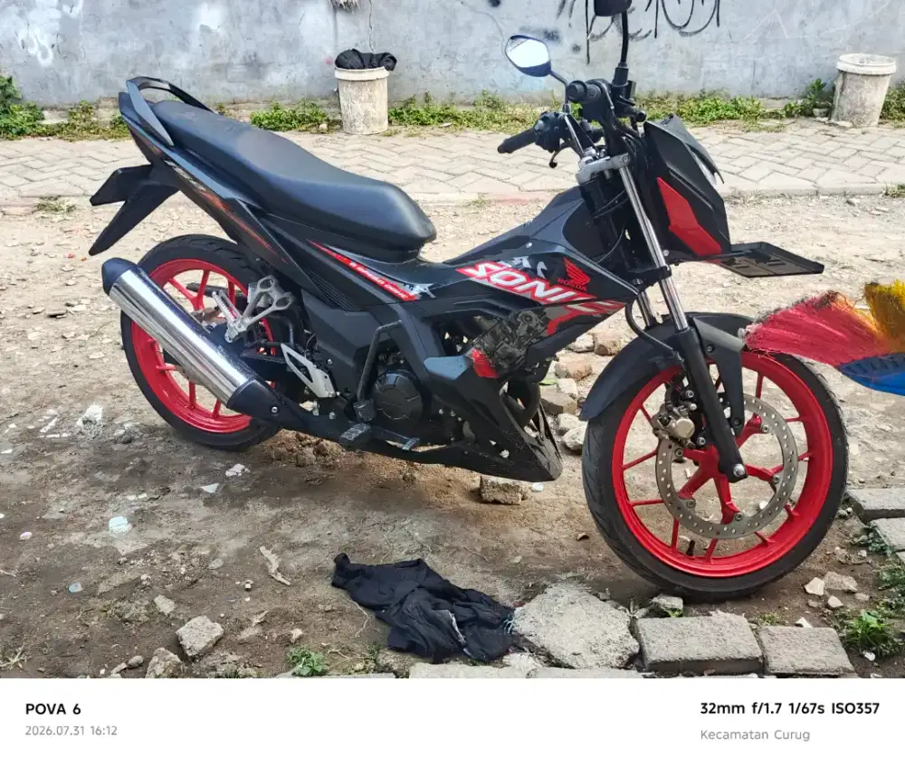 SONIC 150 METAL BLACK