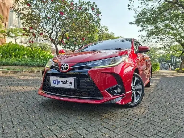 DP RENDAH - Toyota Yaris 1.5 S GR Sport Bensin-AT 2021