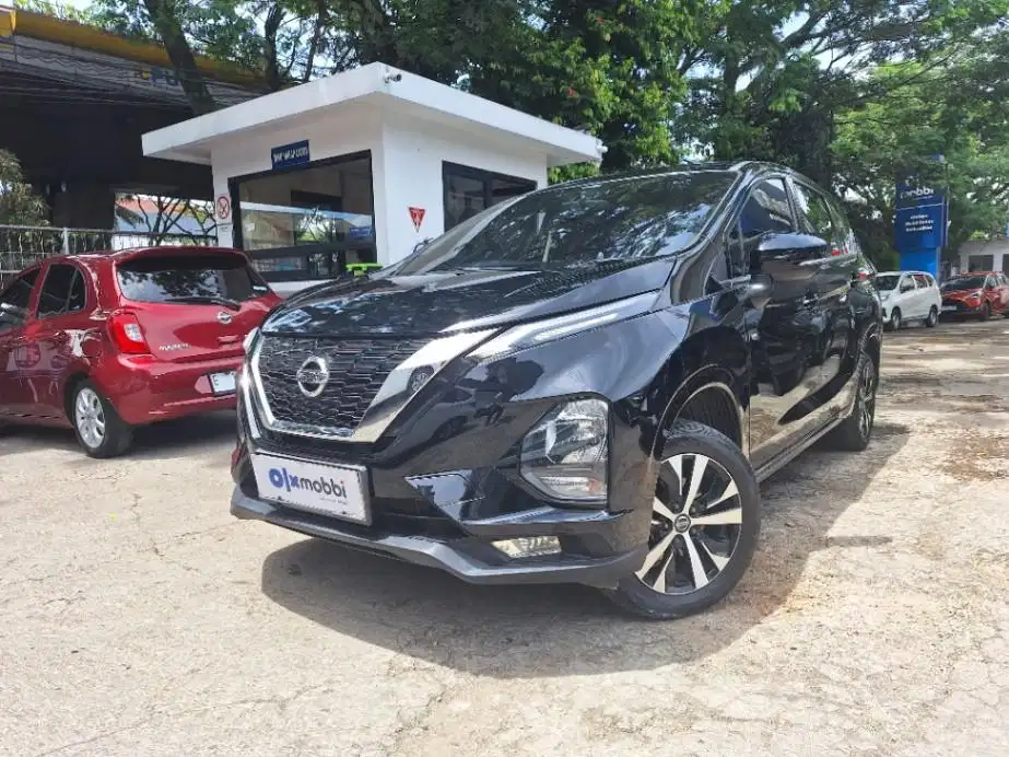 LOW DP Nissan Livina 1.5 VE Bensin-AT 2019 BIF