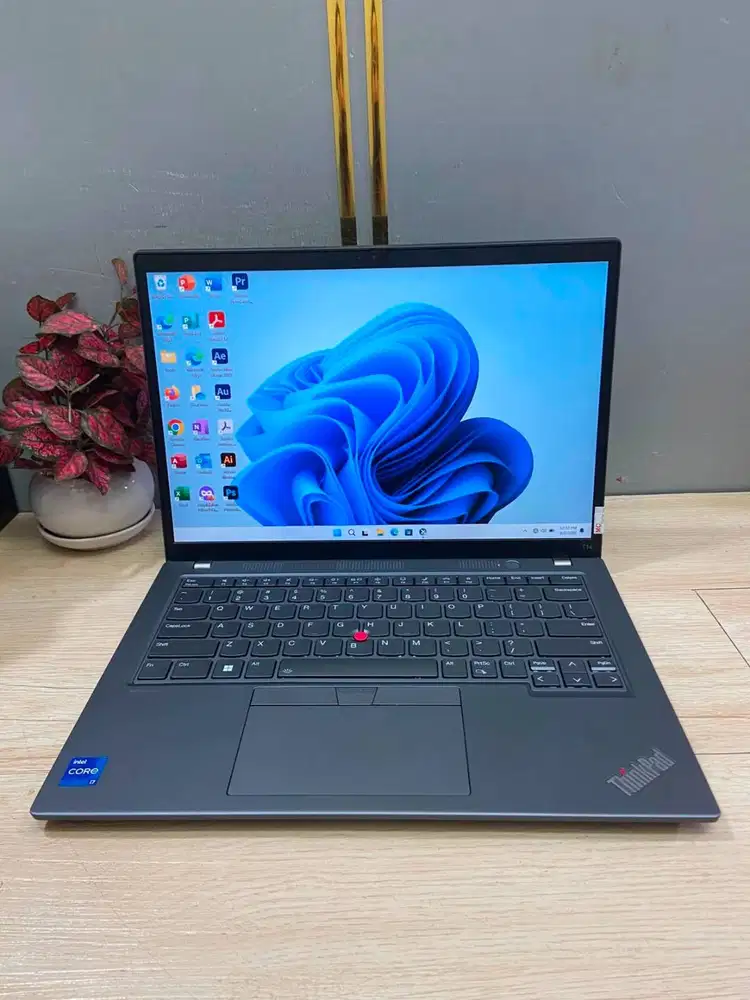 Lenovo Thinkpad T14 G4 Core i7-1355U Ram 16GB 14inch Touchscreen N-ETM