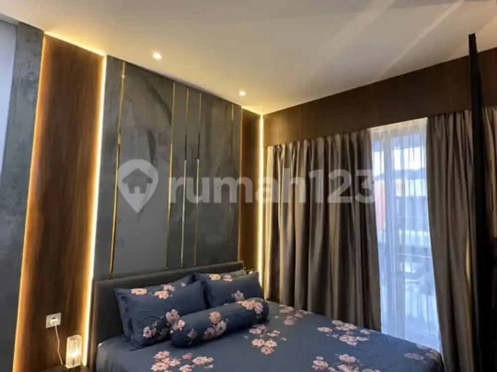Rumah Mewah 6X10 Pik2
