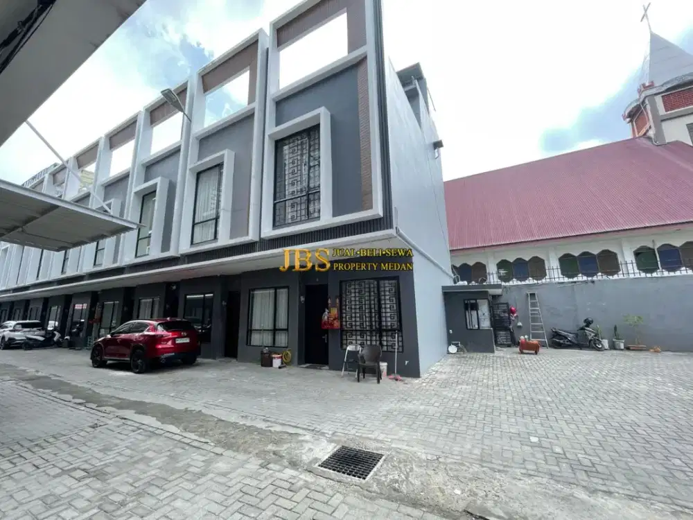 Townhouse Siap Huni Dijual di Komplek The Penthouse Jalan Buku - Daerah Ayahanda Medan
