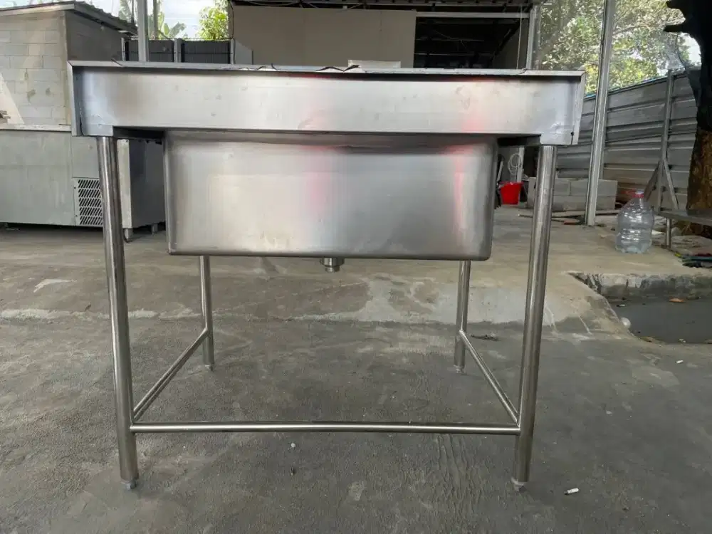 Single sink jumbo (pot sink)100x80x80 (80x50x30)
100x70x80 (80x50x30)