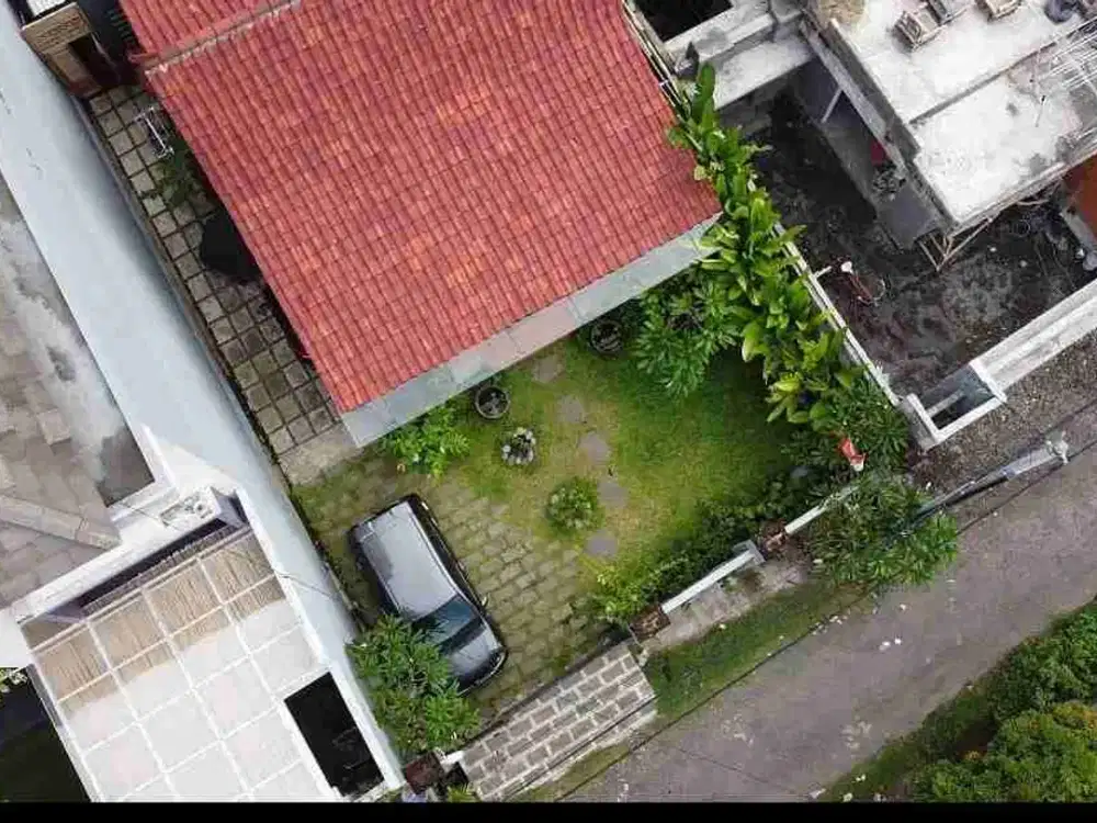 Tanah 2 Are Bonus Joglo di Area Renon, dekat Plaza Renon