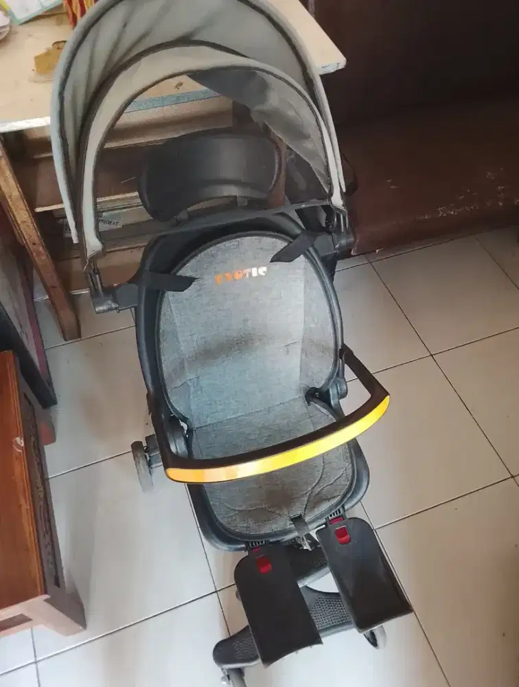 Stroller merk exotic