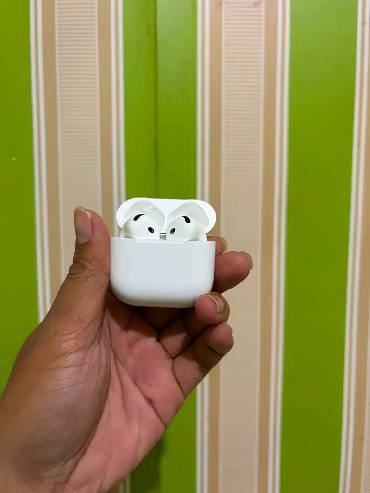 Dijual Airpods 4 (ANC) Garansi Ibox Pemakaian baru seminggu