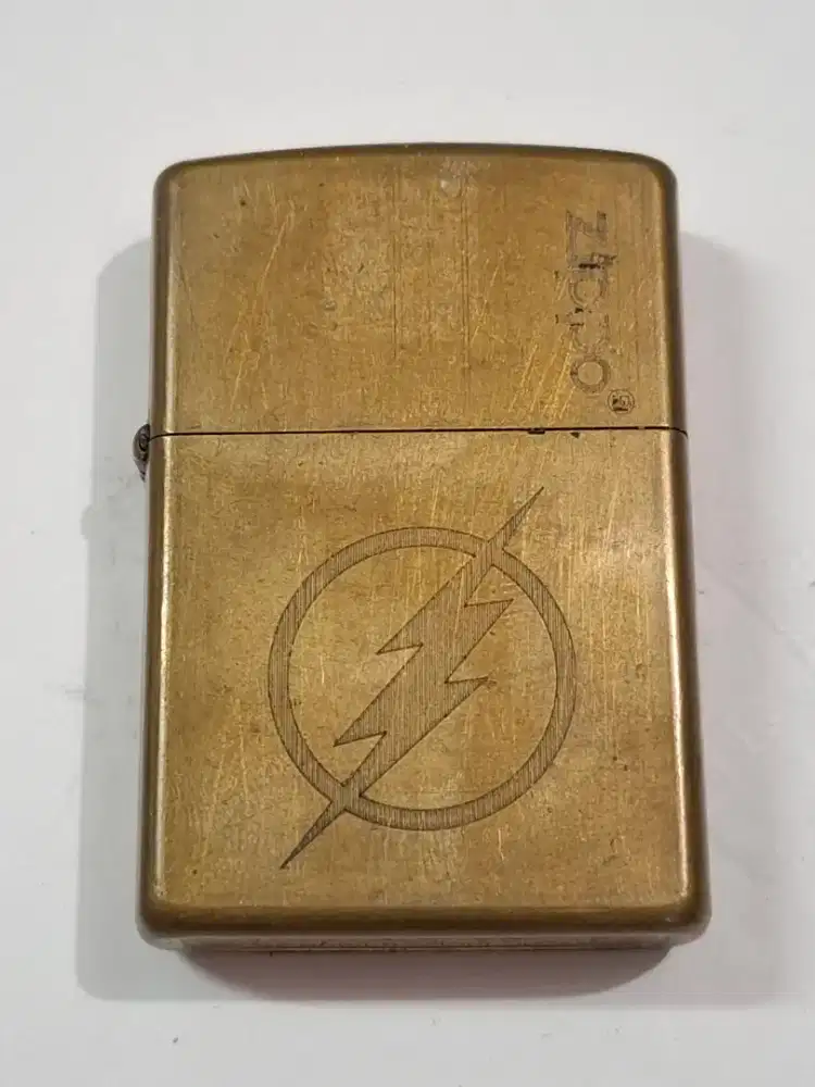 Zippo lighhting bolt logo zippo I-18