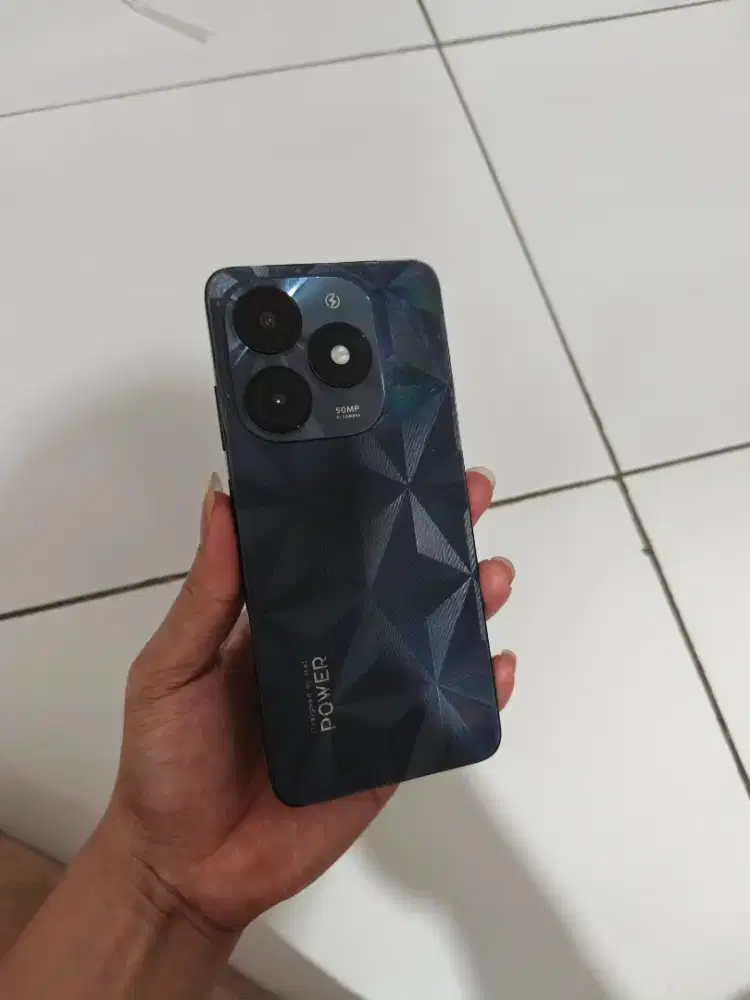 Itel p55 8/128GB