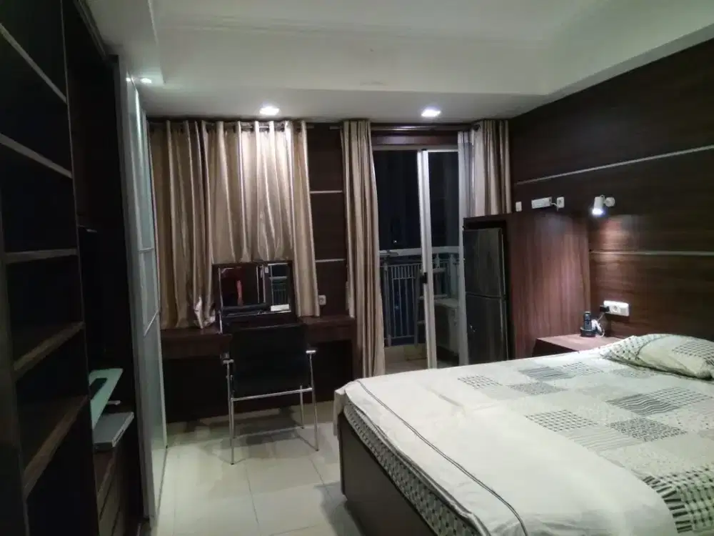 Disewakan Apartemen Royal Mediterania Tanjung Duren Jakarta Barat