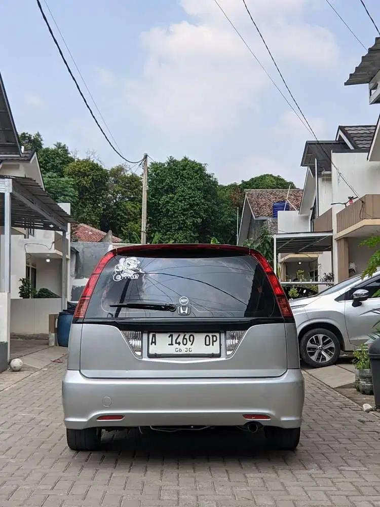 Honda Stream 2004 Bensin