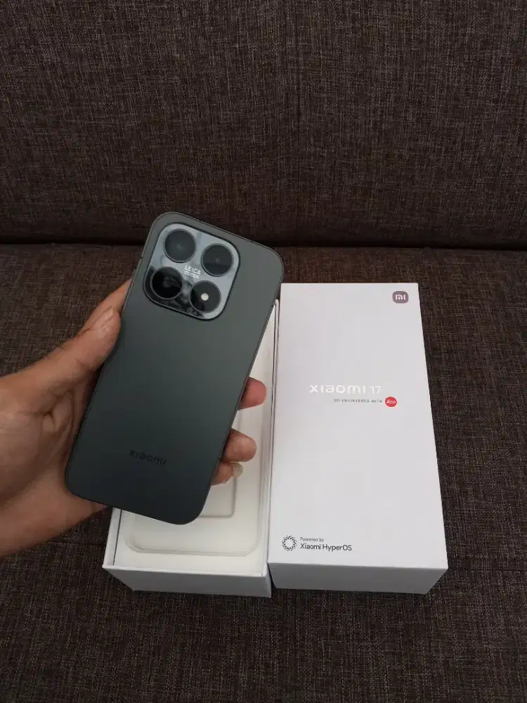 XIAOMI 17 12/256gb