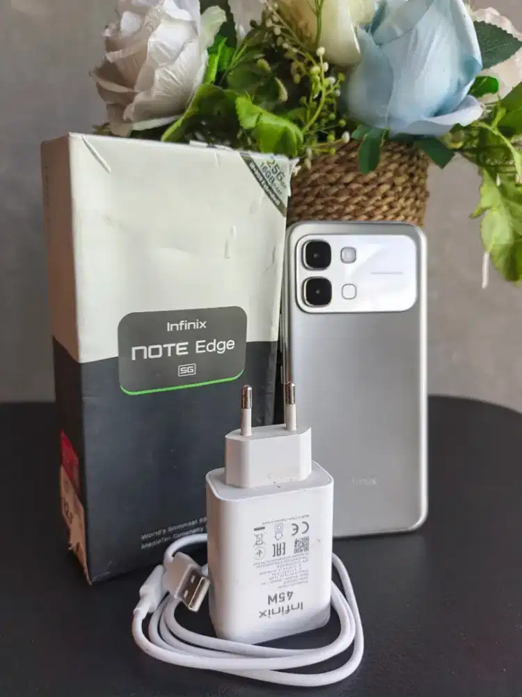 Infinix Note Edge 5G 8GB/256GB
Resmi Fullset garansi Februari 2027