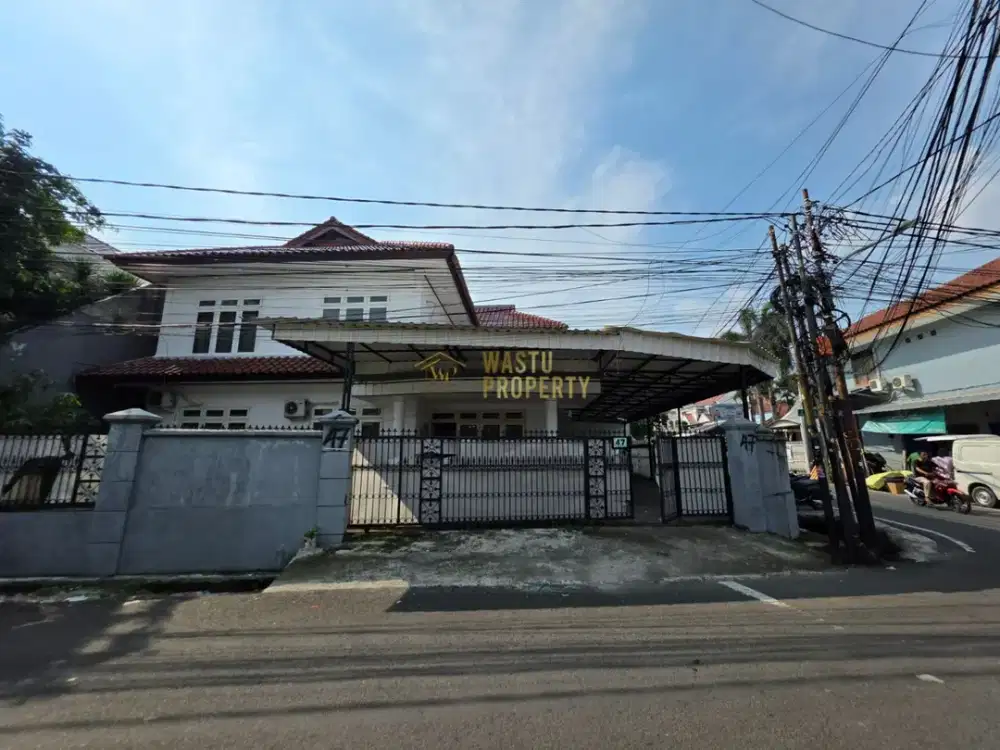 Rumah Luas Siap Huni di Tegal Parang, Jakarta Selatan
