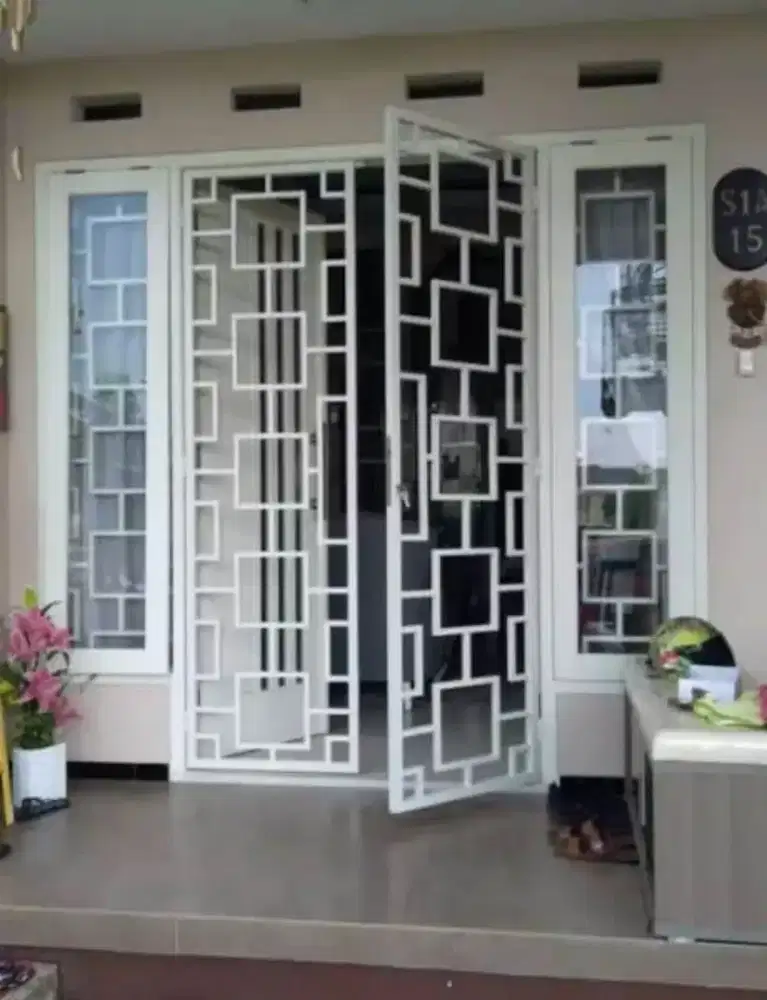 tralis minimalis modern