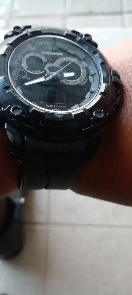 Jual Jam eiger everstone