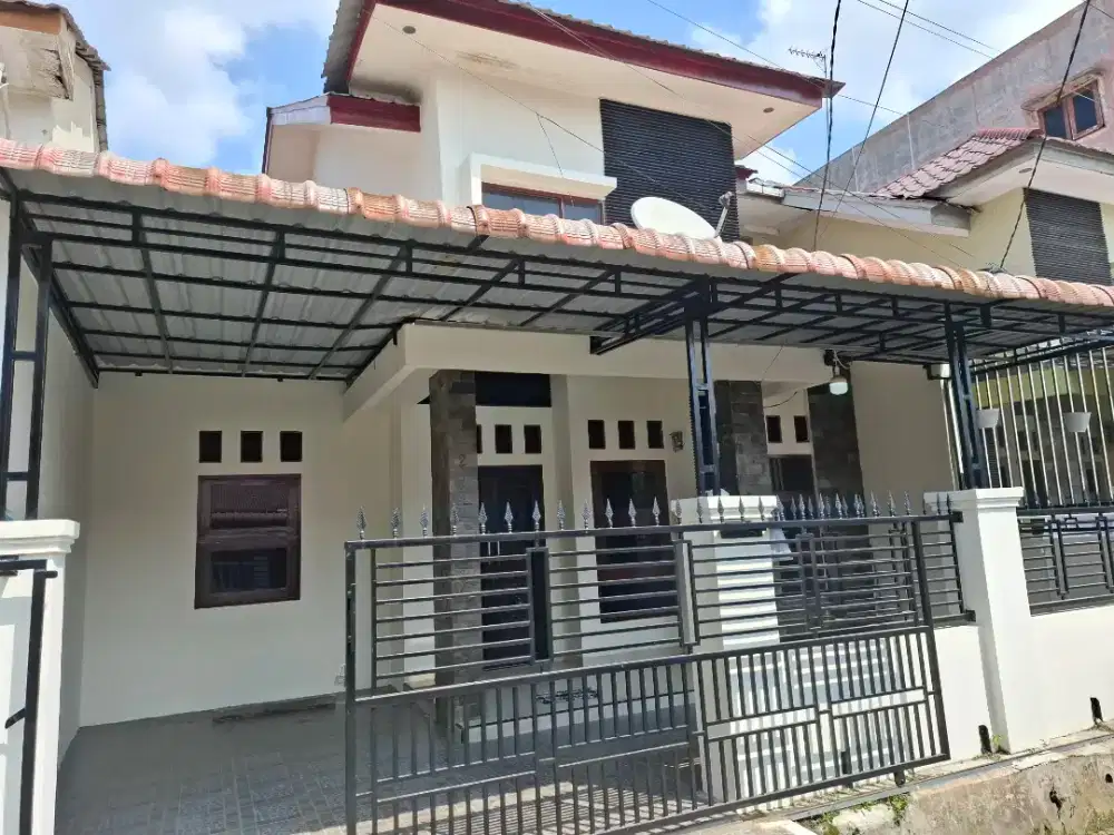Disewakan Rumah 2 Lantai