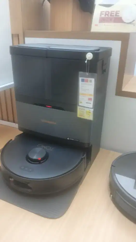 UMEDA TOMO R8 PLUS VACUM CLEANER ROBOT