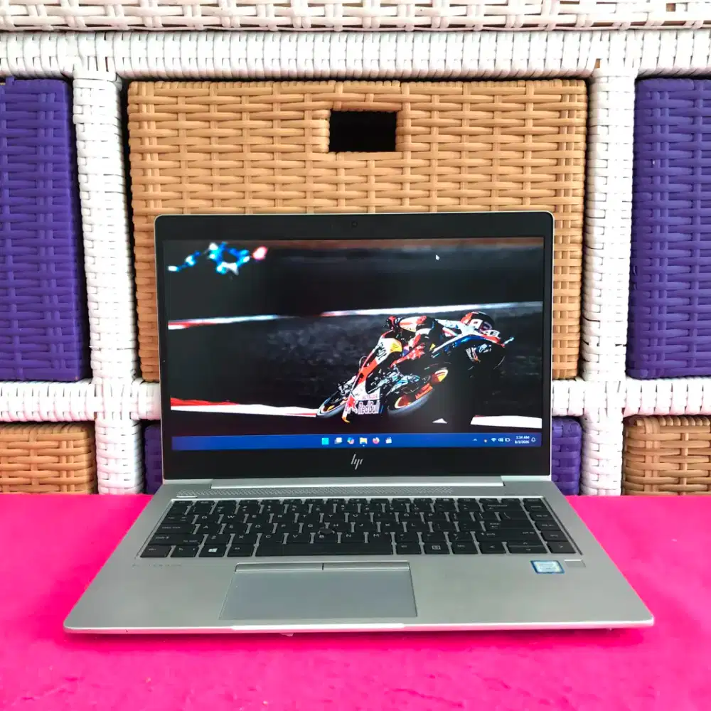 Hp Elitebook 840 G5 core i7 laptop slim keren