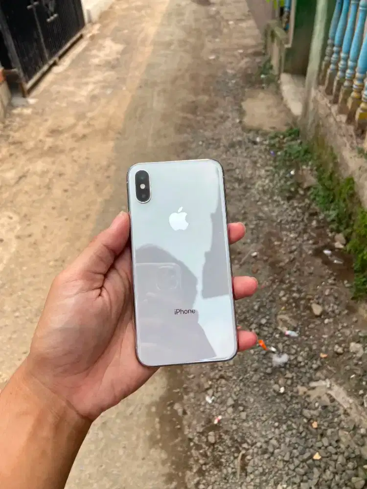 iPhone x 64gb inter