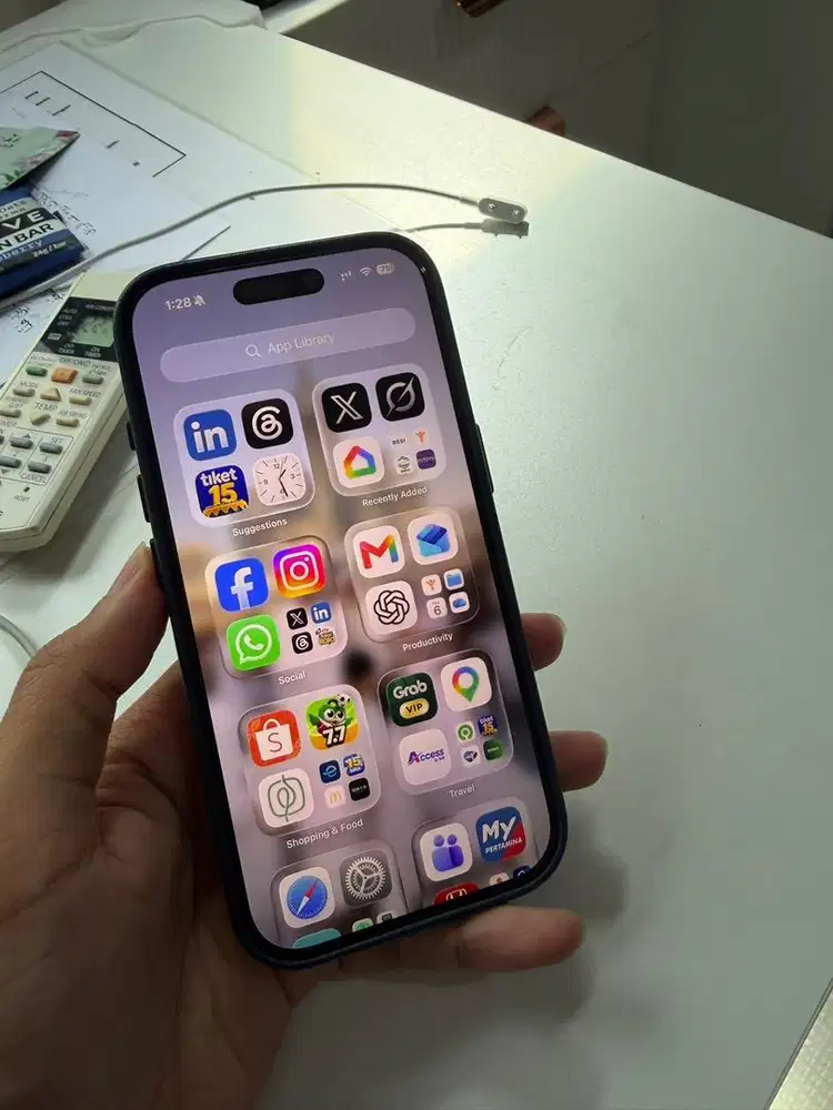 Iphone 17 Black 256GB Resmi