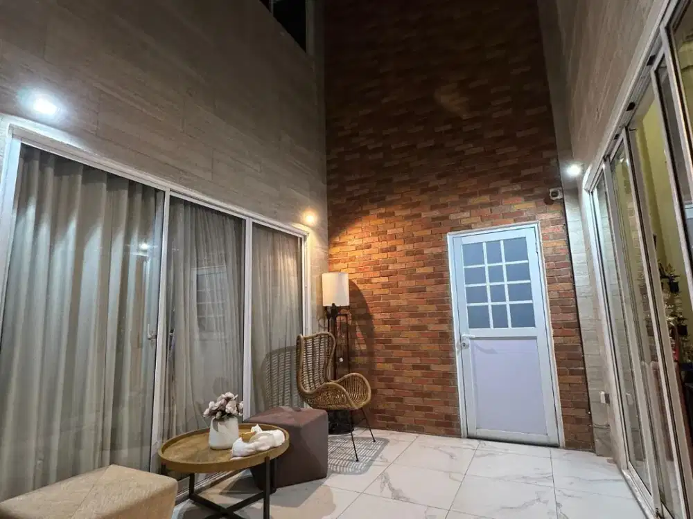 Dijual Cepat Rumah Riviera Puri Semi Furnish