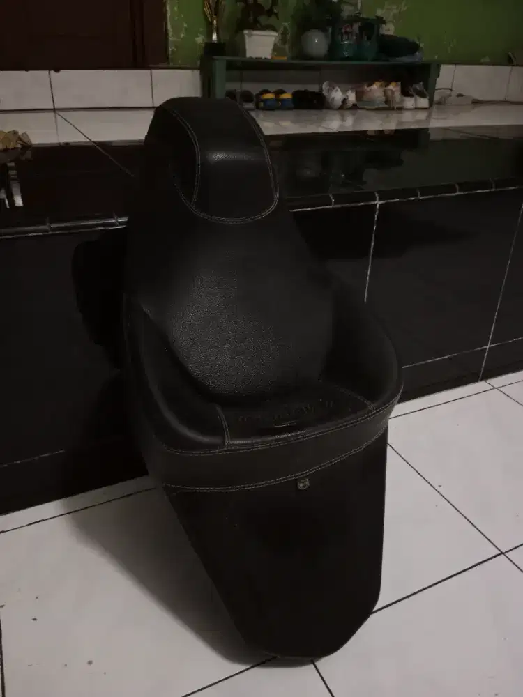Jok motor Nmax merk mbtech