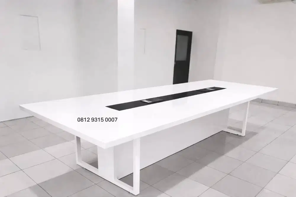Meja Meeting Custom Jakarta