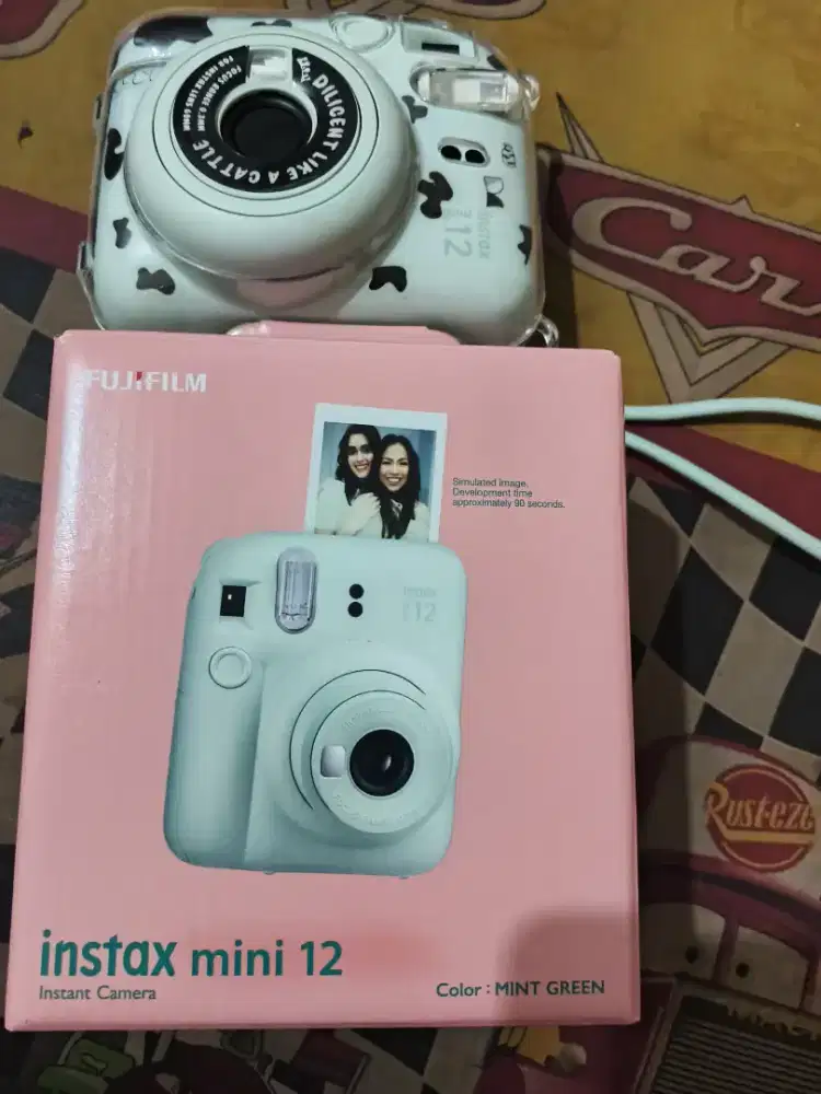 Kamera polaroid Fujifilm Instax mini 12