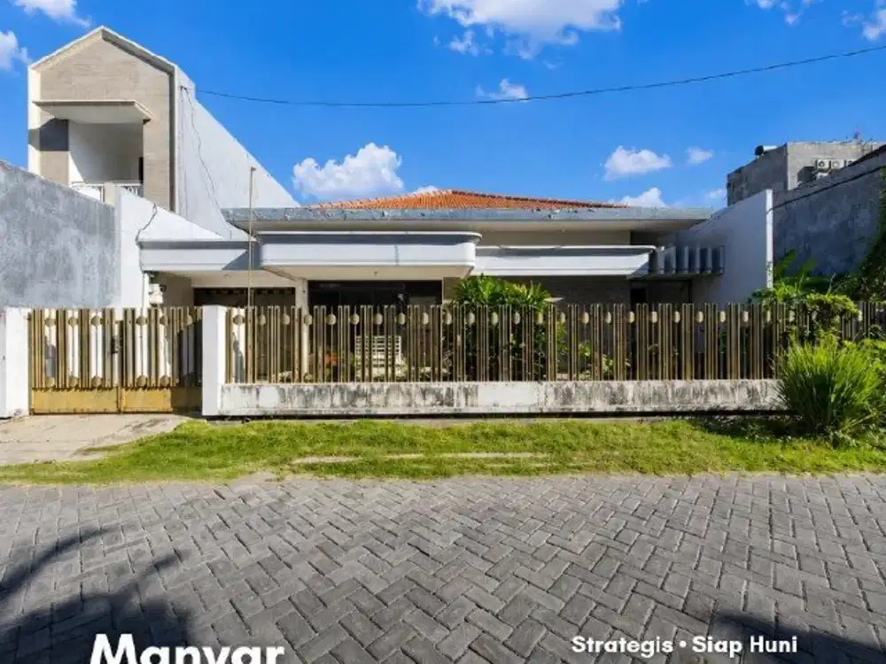 Rumah Manyar Tirtoasri Strategis • Siap Huni • Carport