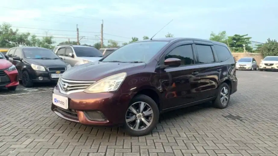 DP MURAH Nissan Grand livina 1.5 SV Bensin-AT 2017  CNRHB
