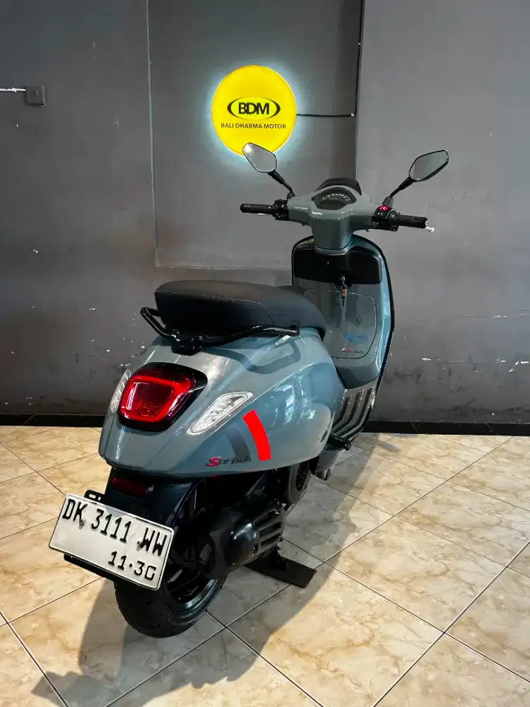 Vesva.  Sprint i get. :2025 cash. Bali dharma motor