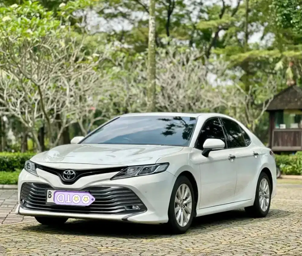 Toyota Camry 2.5 V 2020 AT
