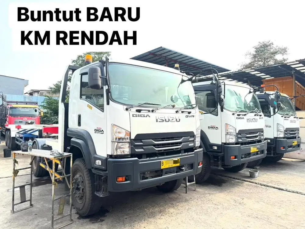 min2unit Isuzu Giga engkel Giga GVR34U Tracktor Head Trailer 2024