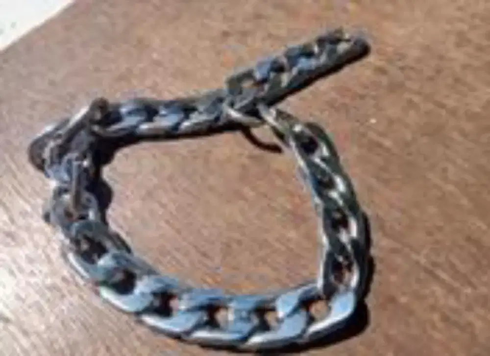 DI JUAL SEGERA KALUNG TANGAN BAGUS