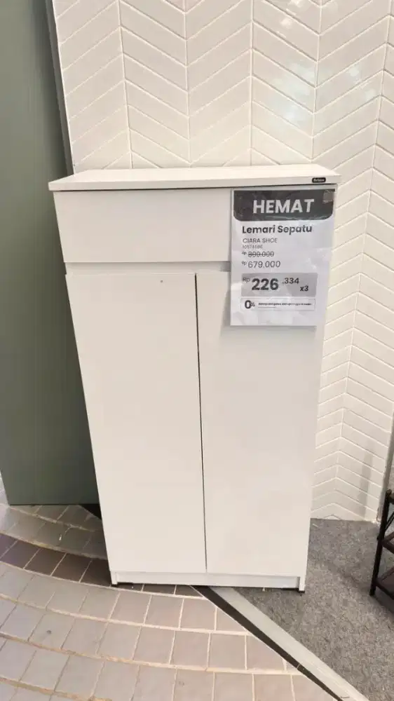 RAK SEPATU KAYU