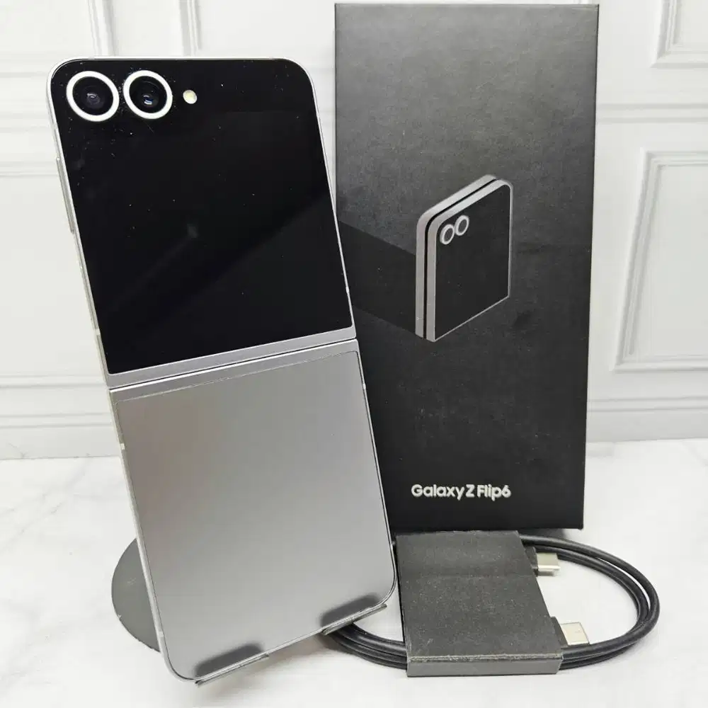Samsung Galaxy Z Flip 6 12/256 Silver LIKE NEW Resmi Fullset No Minus
