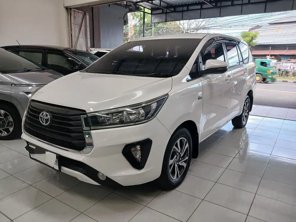 Toyota Kijang Innova Reborn G 2020 Putih M/T 2.0cc