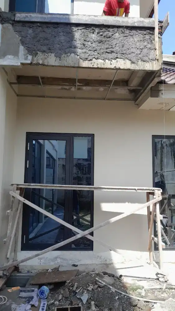 Jasa perbaikan rumah dan pertukangan sipil